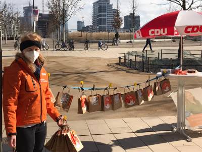 Info-Stand zur Kommunalwahl 2021 am Tel-Aviv-Platz